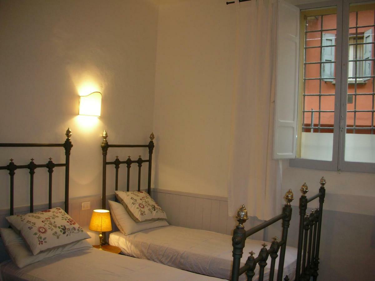 Nice Apartments In Downtown Μπολόνια Εξωτερικό φωτογραφία